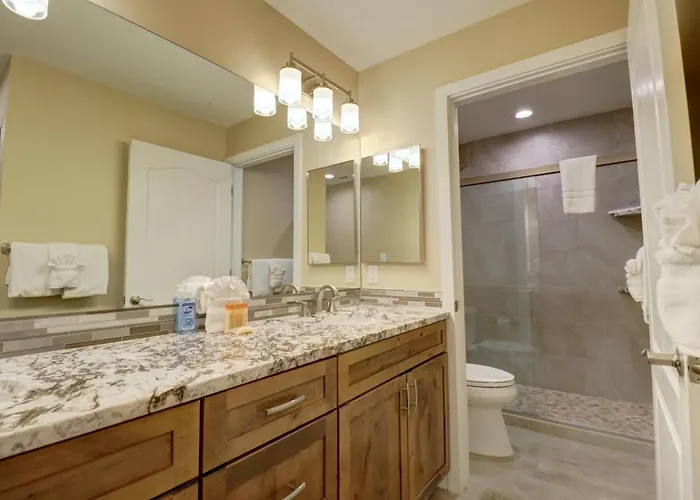 201 Point Drive Condo