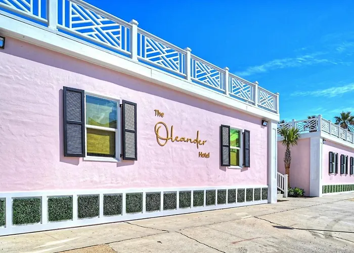 Room 8 Oleander Hotel Downtown Galveston Hotel Near Cruise Terminal & Beach