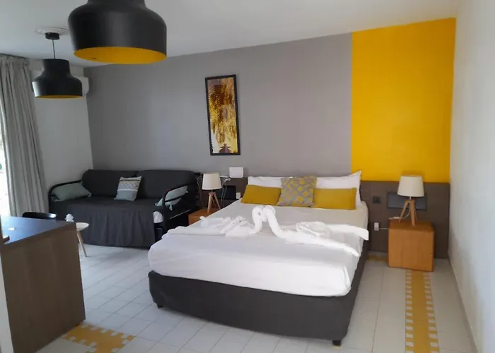 Studio 25 M Manganao Joela 4 Personnes Avec Machine A Laver (Adults Only)