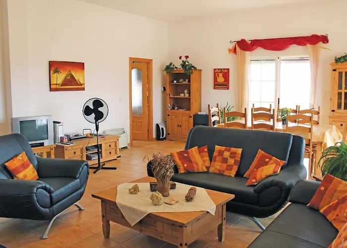 Magnífica Casa De 3 Habitaciones En Monnegre