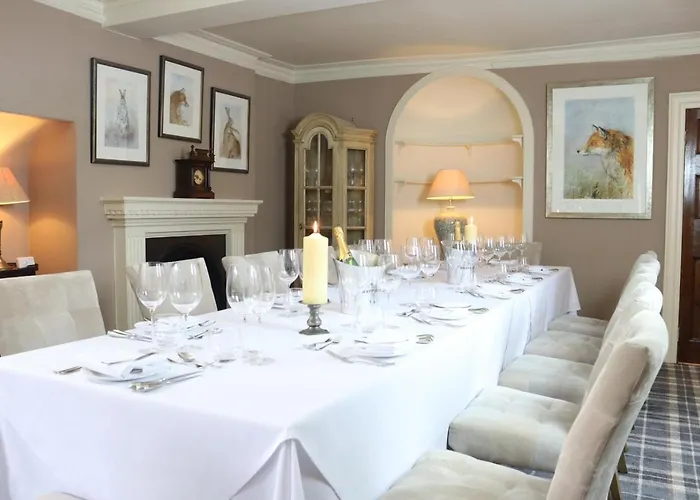 Rafters At Riverside House Hotel
