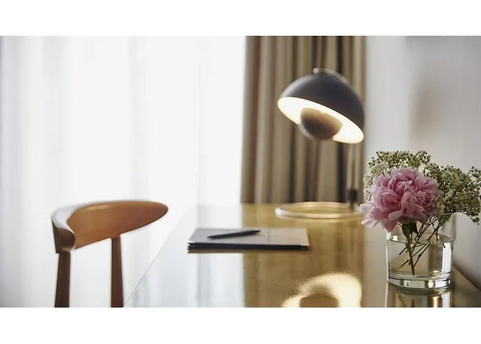 9Hotel Republique