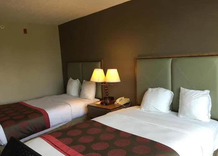 Economy Inn & Suites