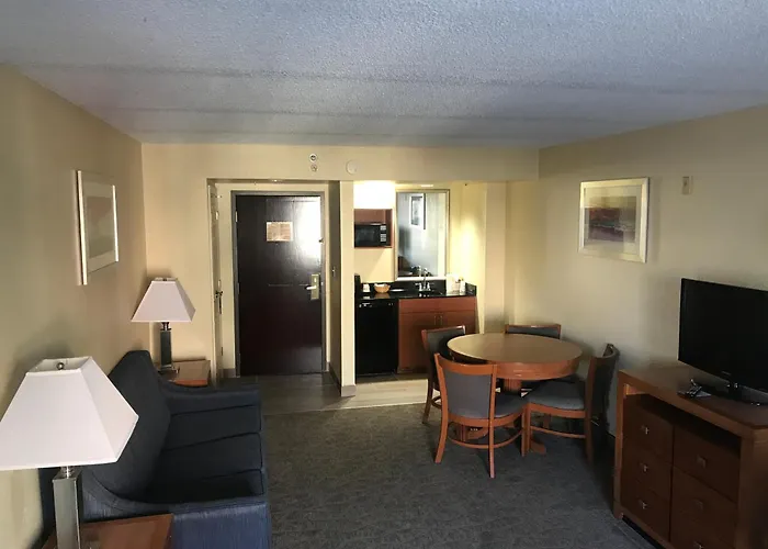 Wingate By Wyndham, Universal Studios - Free Theme Park Shuttle