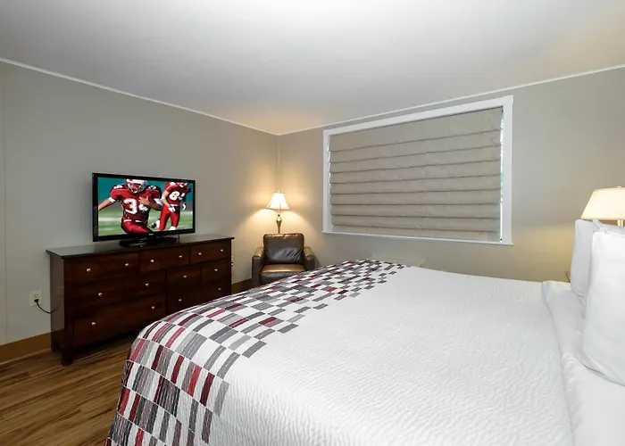 Red Roof Inn And Suites Herkimer