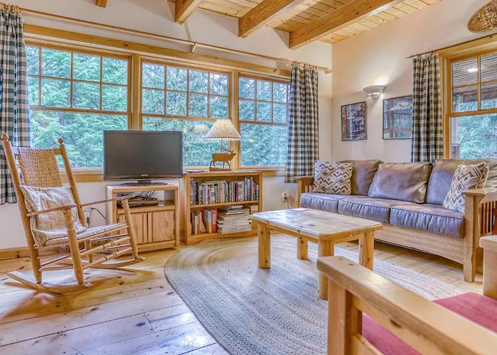 Marshall Cabin - Meredith Lodging