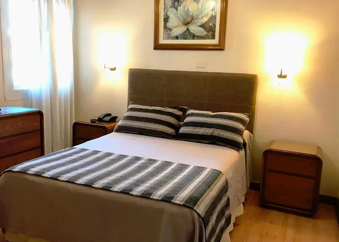 Hotel Crillon Mendoza