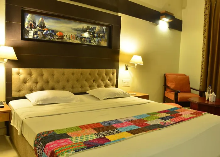 Hotel H R Palace