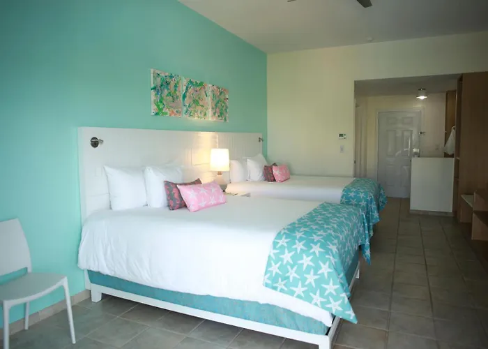 Pelican Bay Hotel
