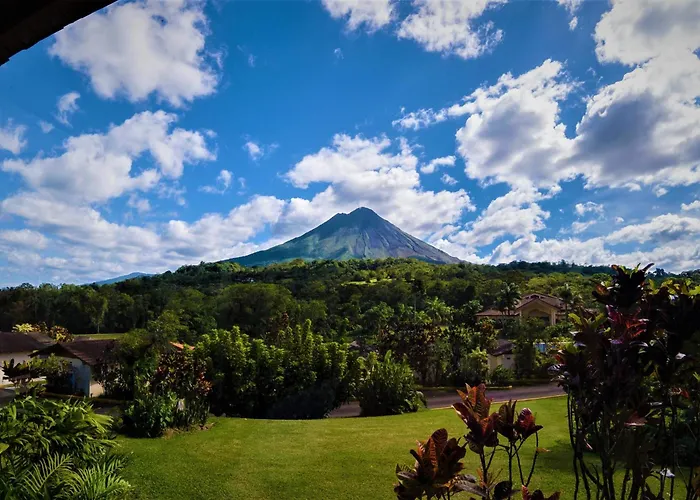 Arenal Paraiso Resort Spa & Thermo Mineral Hot Springs