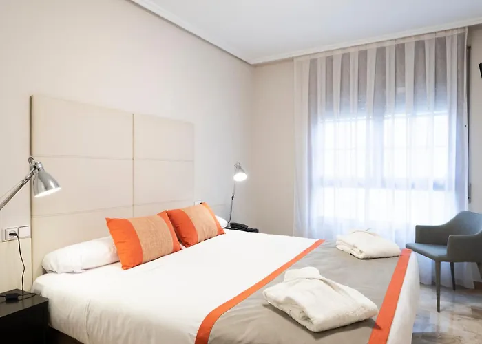 Aparthotel Los Girasoles