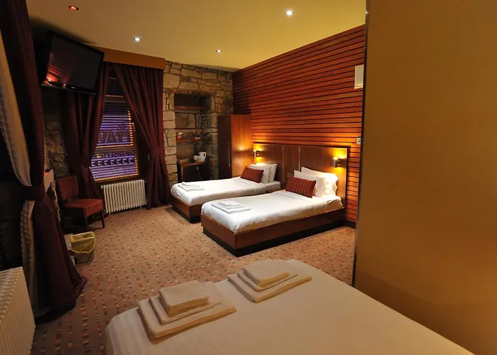 The Commercial Hotel