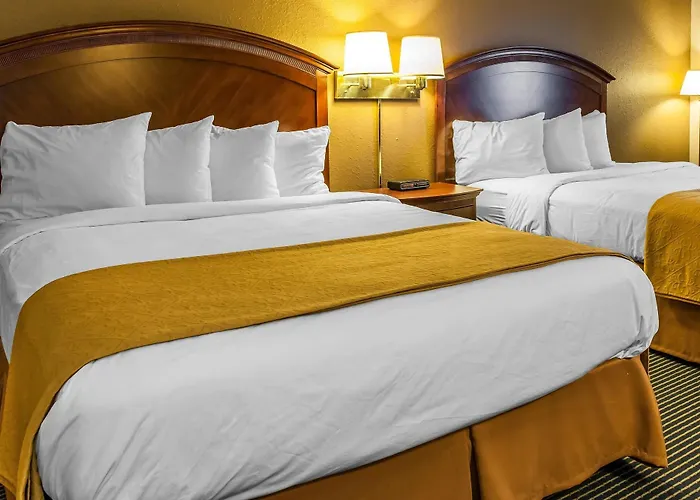 Quality Inn Scottsburg