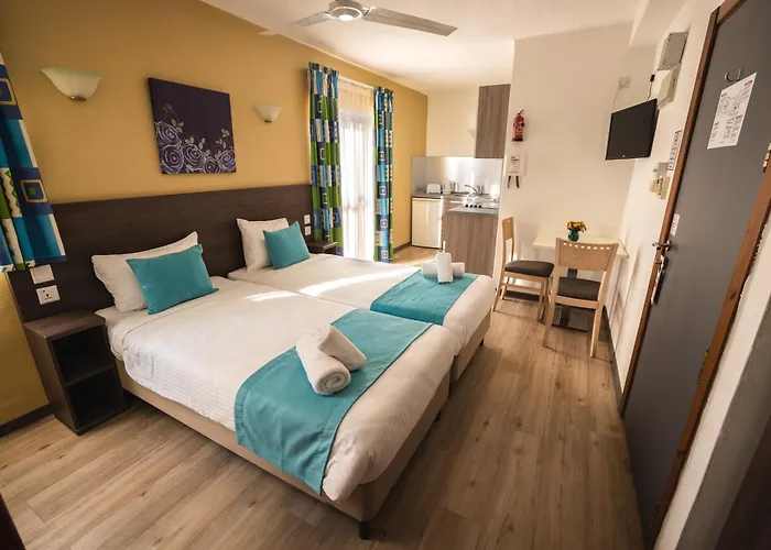 Sunseeker Holiday Complex