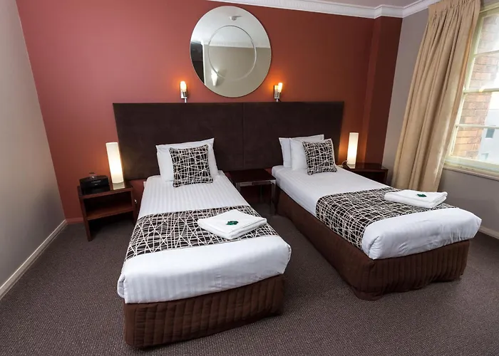 Clarendon Hotel
