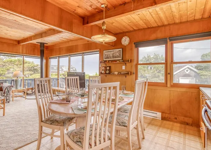 Sea Here - Meredith Lodging