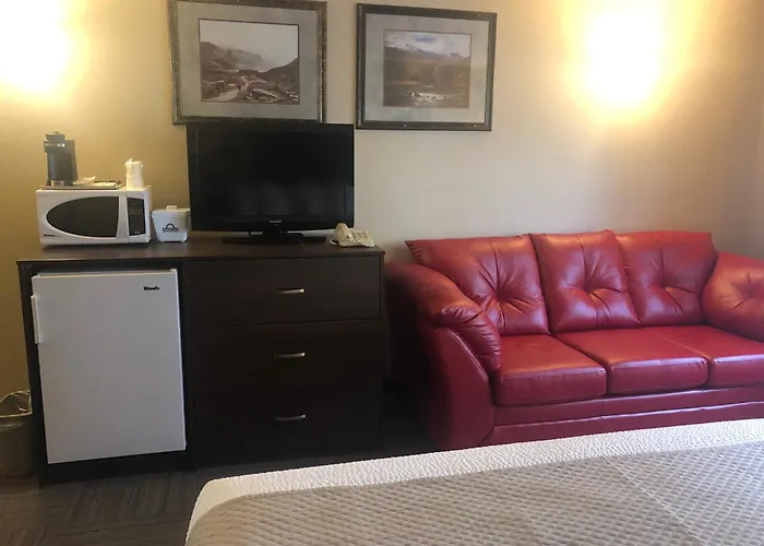 Days Inn By Wyndham Hinton