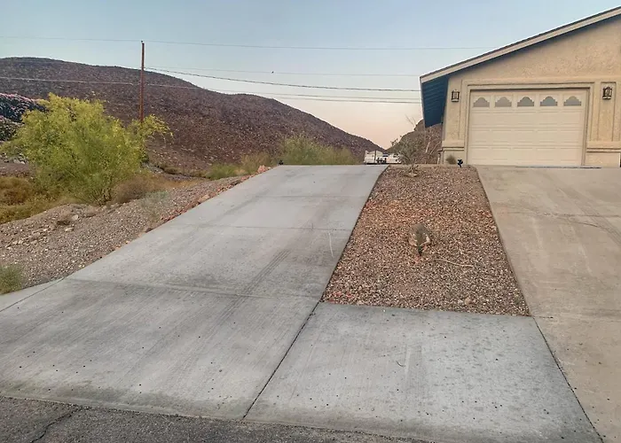 Desert Backdrop With Firepit Pets And Nature Access