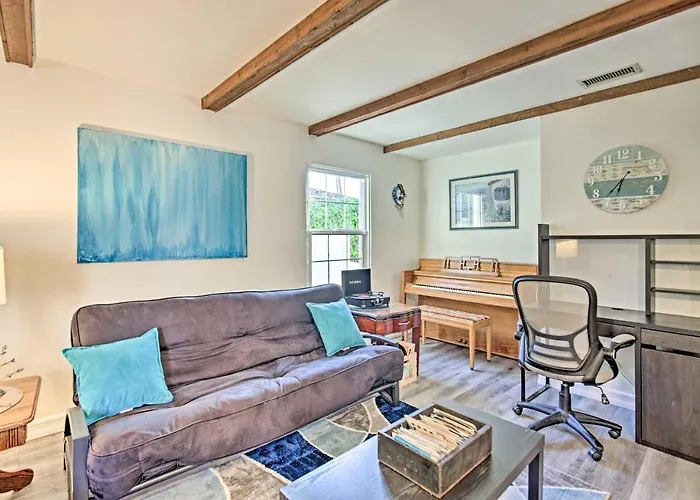 Quaint La Mesa Home With Beautiful Sunsets!
