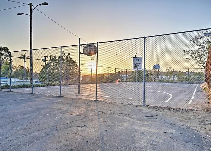 Quaint La Mesa Home With Beautiful Sunsets!
