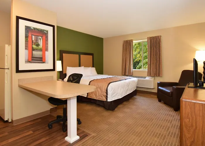 Extended Stay America Select Suites - Detroit - Warren