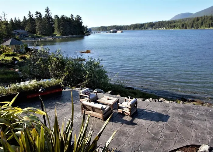 Waterfront Private Room With Hot Tub & Firepit