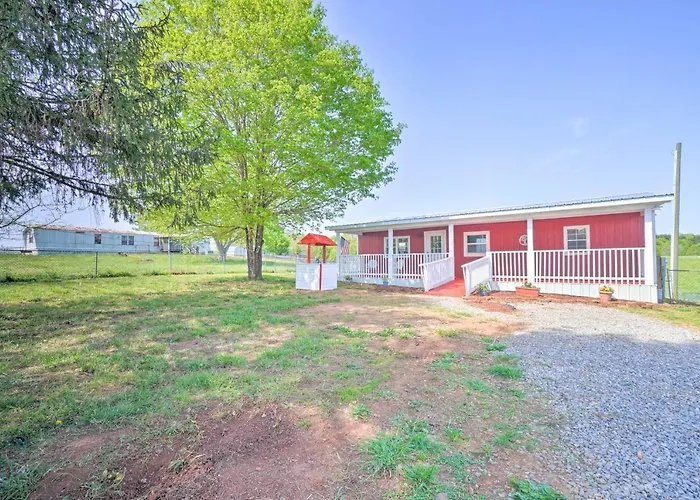 Landscape Views: Sweetwater Country Cottage!
