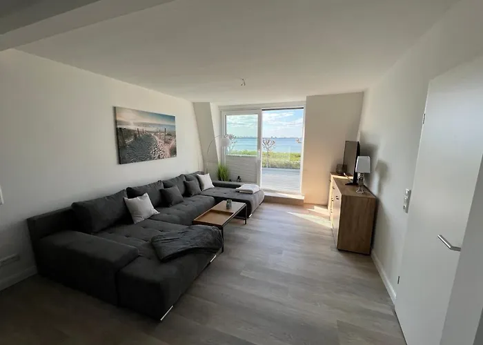 Wohnungen mit direktem Meerblick