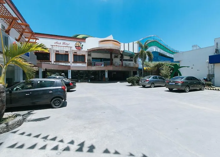 Reddoorz Premium @ Nick Hotel Gerona Tarlac