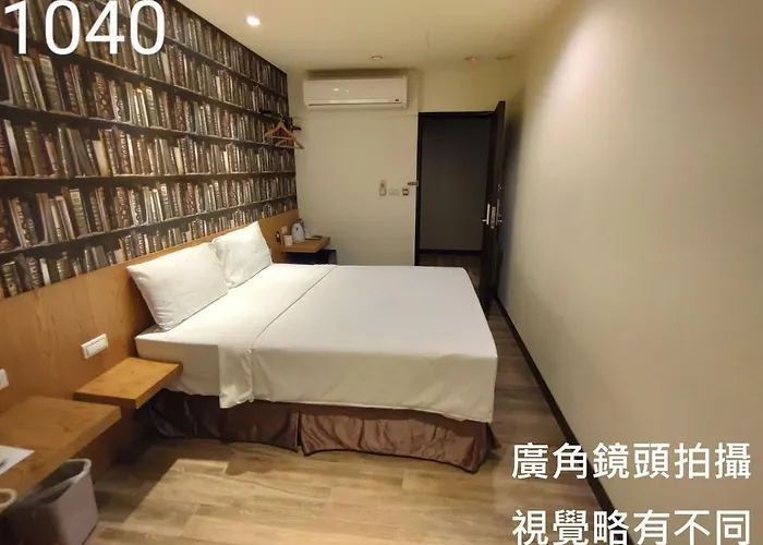Honest&Warm Hotel