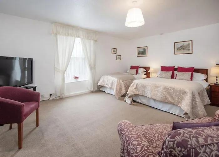 Tankerville Arms Hotel