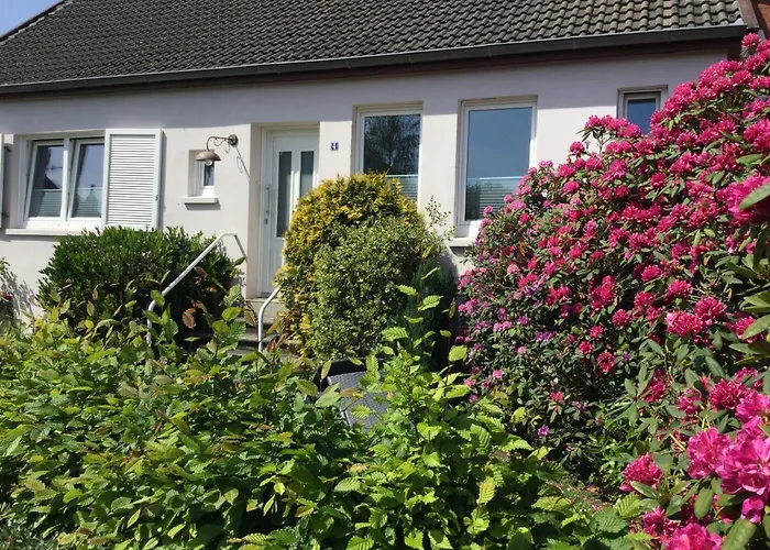 Ferienhaus Us Luett Hus Und Das Zimmer Linde Im Haupthaus