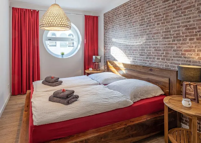 Seaside Apartments - Townhouse
