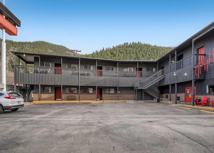 Uplift Inn