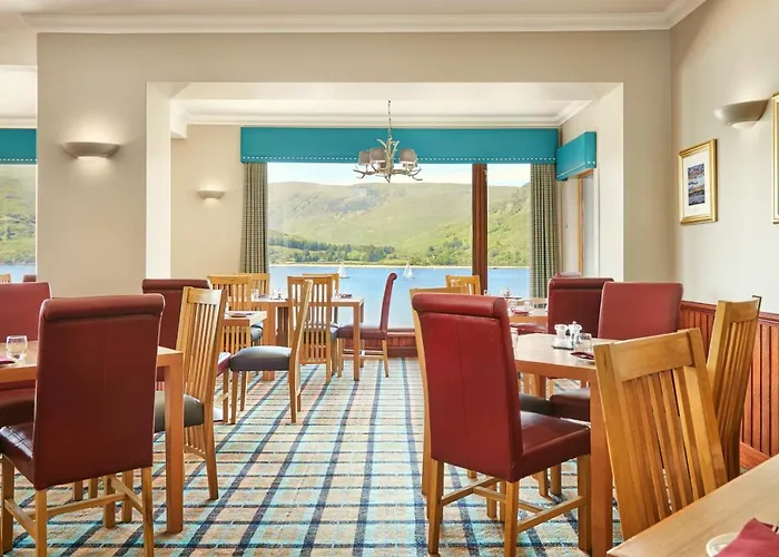 Clan Macduff Hotel
