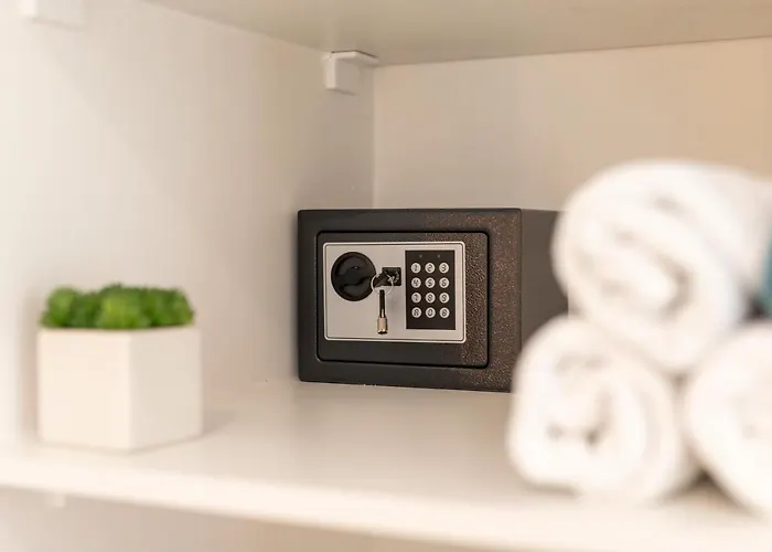 Sweet Rooms