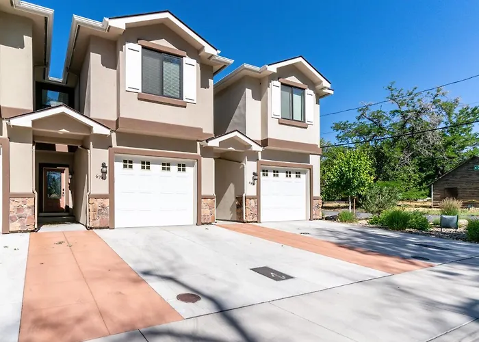 Boho Townhome In Carson City 10 Mins From Downtown, 30 Mins To Lake Tahoe