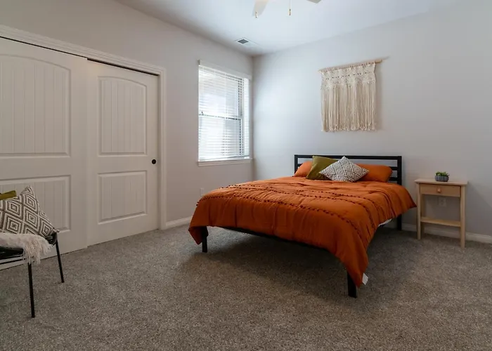 Boho Townhome In Carson City 10 Mins From Downtown, 30 Mins To Lake Tahoe