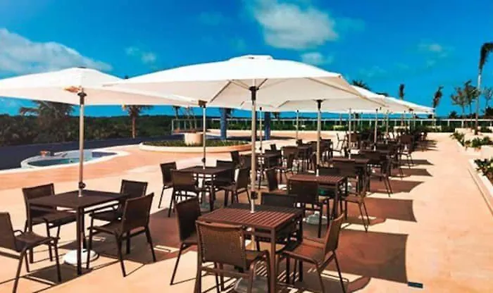 Salinas Park Resort