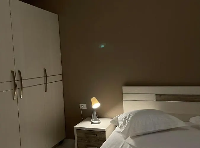 Saranda Inn Rooms & Apartments