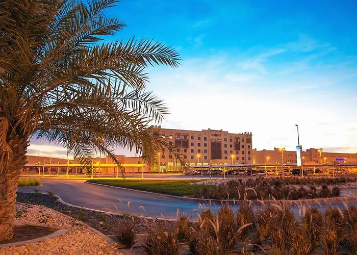 Top Ayla Bawadi Hotel & Mall Al Ain