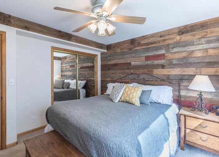 1486 Oak- Grandview