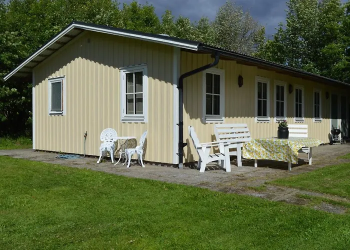Nyrenoverat Gardshus Pa Havstomt Med Hoeg Standard