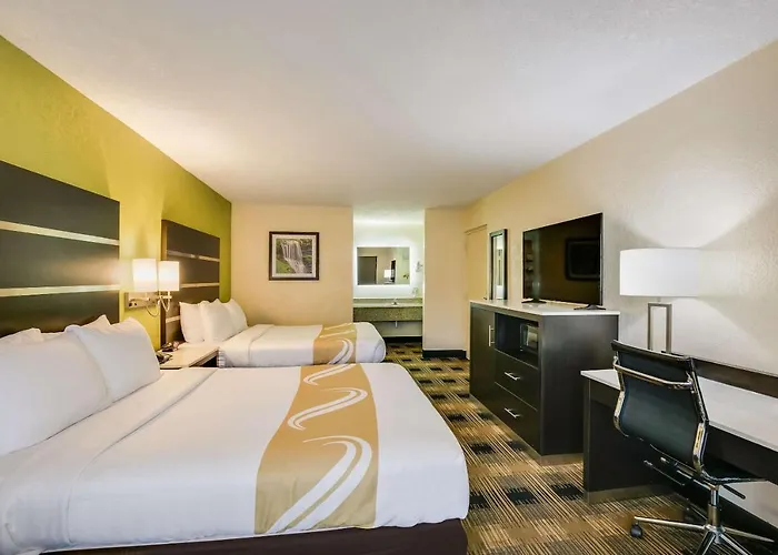 Quality Inn & Suites Mt Chalet