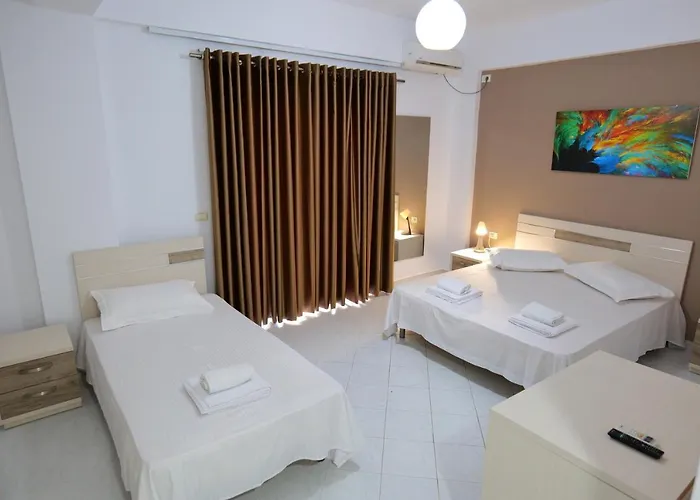 Saranda Inn Rooms & Apartments