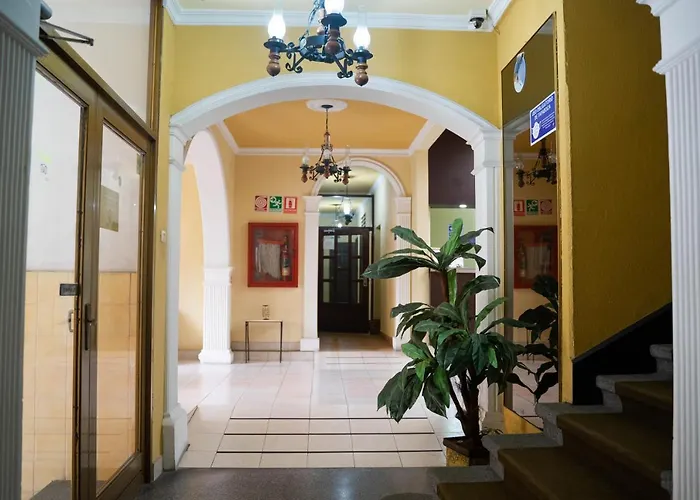 Hotel Plaza CA