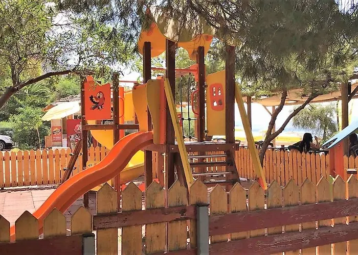 Sun Hotel Kineta Beach Front
