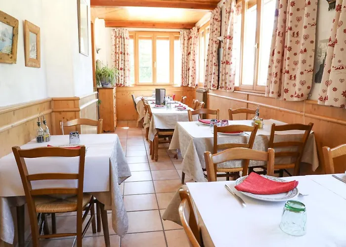 Le Sans Souci