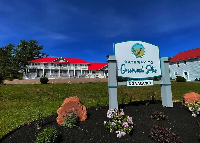 Gateway To Greenwich Suites