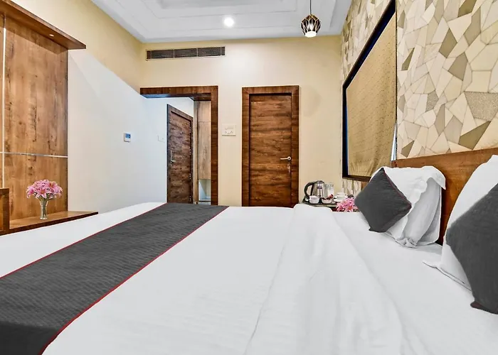 Hotel Shakun Palace